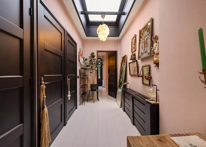 Canal House Egelantiersgracht With Private Garden *