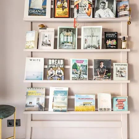 Apartment Canal House Egelantiersgracht With Private Garden